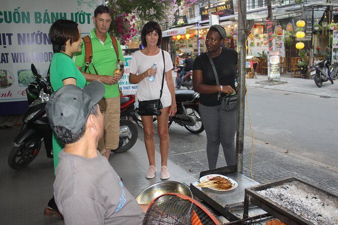 3 Hour Hoi An Walking Food Tour. Morning (HFM) - What to expect from the walking pace and group size
