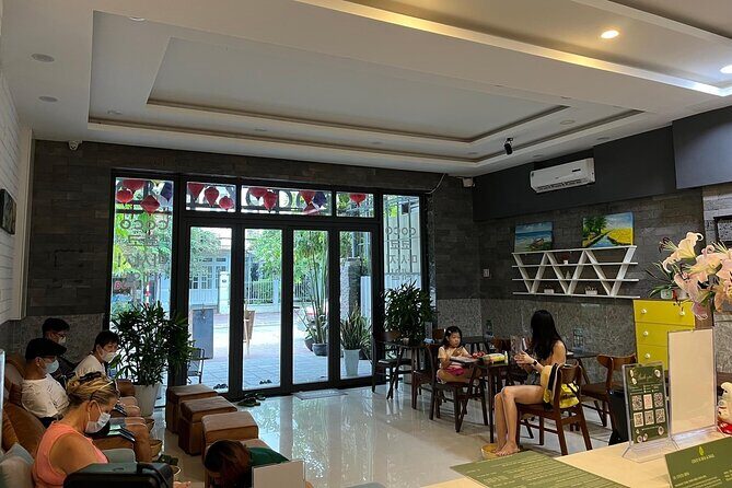 Aroma Massage Experience in Hoi An - Aromas, Buddhist music, and a leafy spa setting