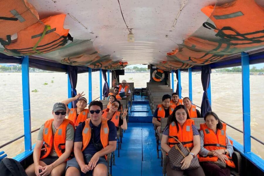 Authentic Mekong Delta: Tuk Tuk, Rowing Boat, Biking Tour - Ben Tre and the coconut kingdom: Bao Dinh Canal + real river rhythm