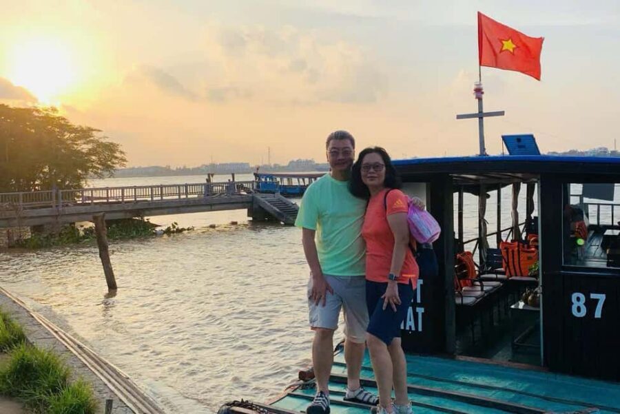 Authentic Mekong Delta: Tuk Tuk, Rowing Boat, Biking Tour - Coconut candy workshop and honey tea: fun, but treat it like a doorway