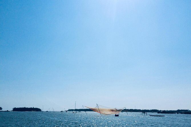 Basket Boat Ride and Old Town Walking Private Tour - Local Routine On Water: Fishing Nets, Crab Catching, And Boat Paddling
