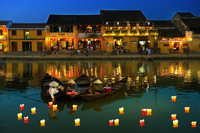 Basket Boat Tour, Hoi An city, boat trip and lantern release - Guides make the difference: what to expect from the human side of the tour