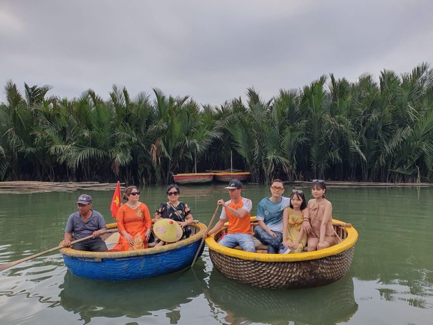 Cam Thanh Coconut Basket Boat Experience from Hoi An/Da Nang - Entering the bamboo basket boat: balance, paddling, and quick confidence