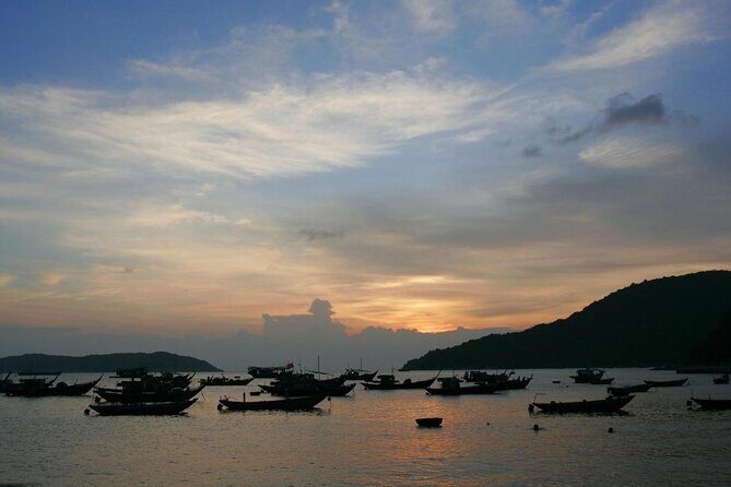 Cham Island Tour Snorkeling -Sunbathing - Nice Beach - Speedboat - Speedboat from Cua Dai to Cu Lao Cham: the day’s rhythm