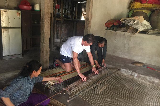 Cocopalm Forest To A Craft Village - The Duy Vinh village stop: sedge-mat weaving and a fisherman’s temple