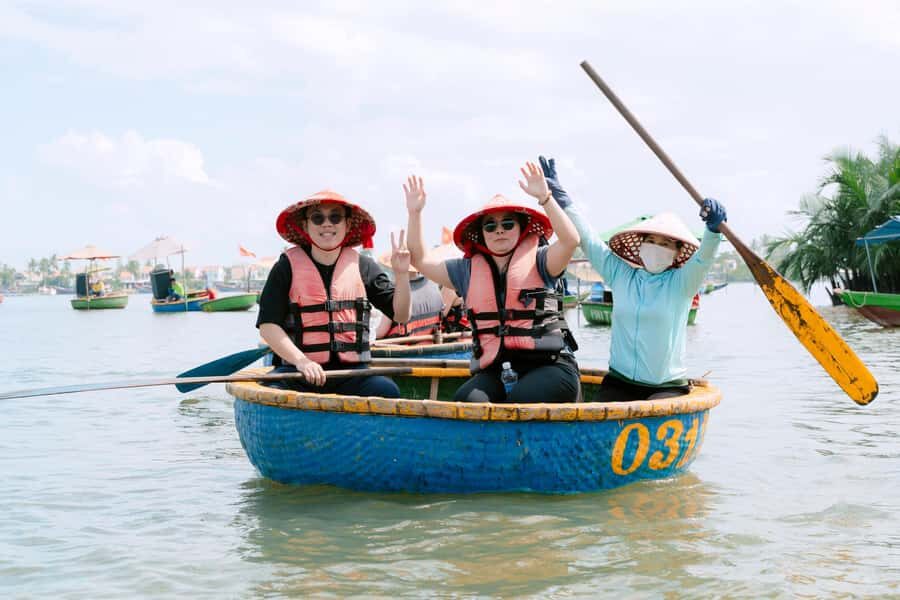 COOKING CLASS & BASKET BOAT - Who This Tour Fits Best (and Who Might Want to Adjust Expectations)