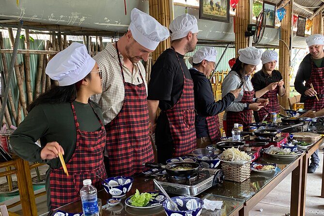 Cooking Class Lunch/ Dinner with Local Chef in Coconut Village - Vegetarian swaps and menu changes: how flexible is it?