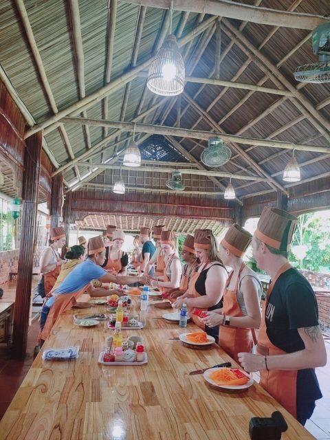 Cooking Class w Phở and Market & Basket Boat Ride in Hoi An - Why This Market-to-Phở Day Works in Hoi An