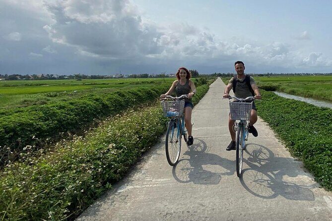 Countryside bike tour, basket boat and cooking class - Cooking Class with Lily: The Four Dishes You’ll Make