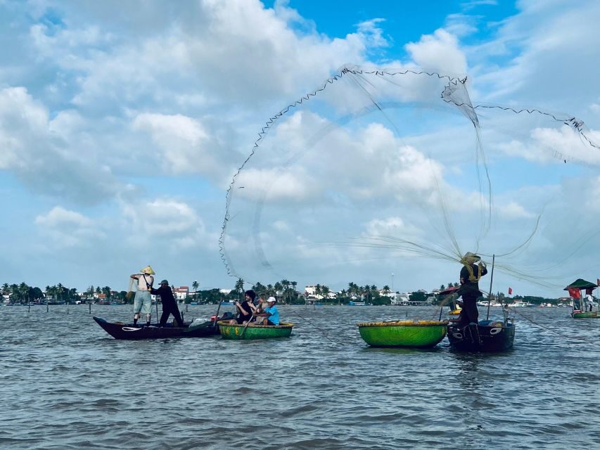 Da Nang: Basket Boat in Coconut Forest, Sunset & Hoi An Town - Weather and comfort: how to have a good time rain or shine