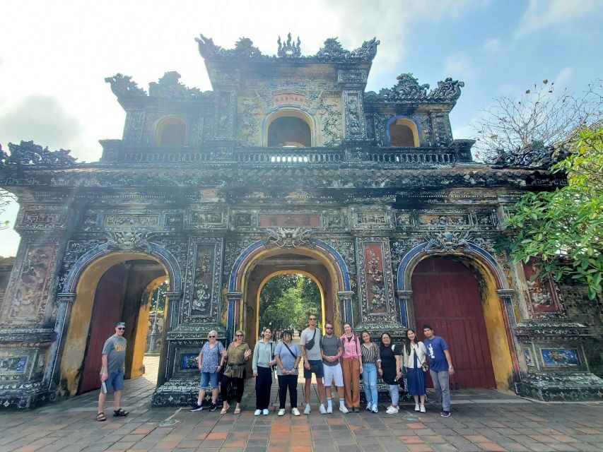 Da Nang/Hoi An: Hue Imperial City via Hai Van Pass & Lunch - Hue Imperial Citadel: what you really see in 90 minutes