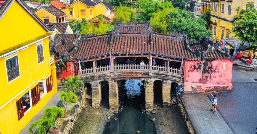 Da Nang/Hoi An: Market & Old Town Private Tour with Transfer - Silk Weaving Workshop: Craft With Practical Value