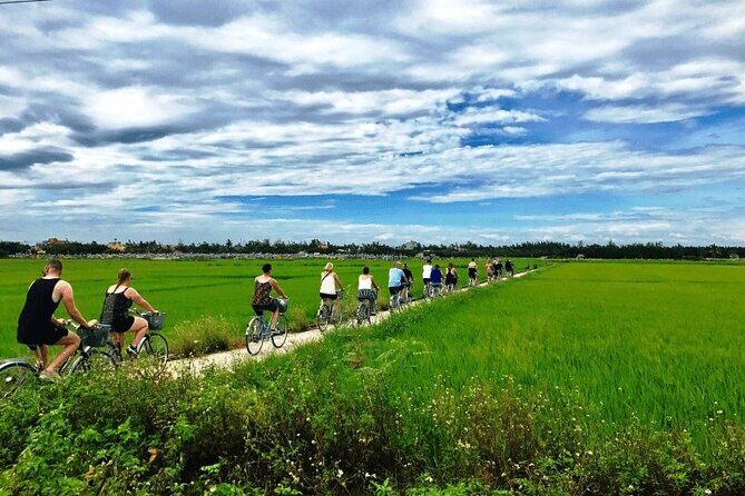 Discover The Hidden Charm Of Hoi An’s Countryside On A Bike Tour - Why This Countryside Ride Feels Different From Old Town Tours