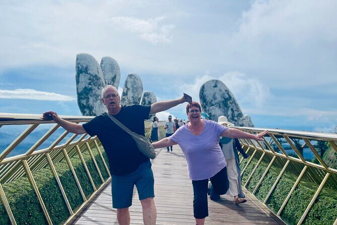 Early morning Ba Na Hills - Golden Hand Bridge - PRIVATE TOUR - Fantasy Park in the afternoon: indoor rides and quick wins