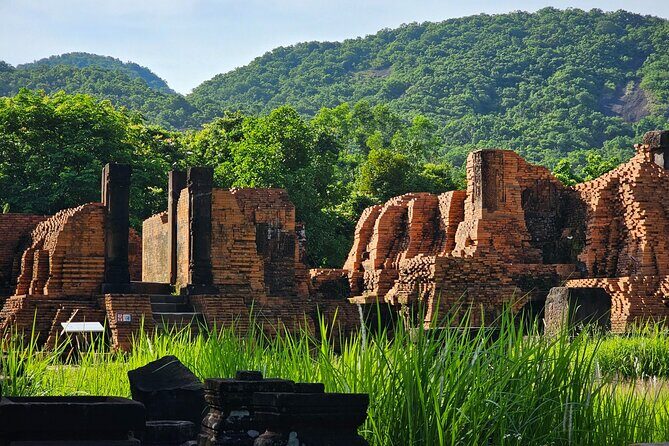 Early Morning My Son Sanctuary Trip w. Champa Food & Coffee - Weather Reality: Rain Can Change the Mood Fast
