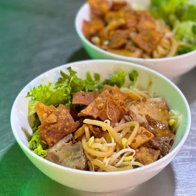 Eat Like a Local – Hoi An Evening Food Tour - Key things that make this tour worth your time