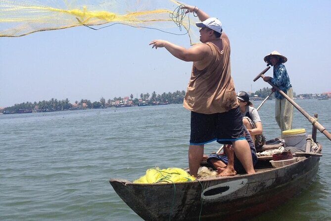 Eco Basket Boat By Bicycle and Vietnamese Set Menu - Stop 1: Cycle Toward Cam Thanh’s Countryside and Rivers