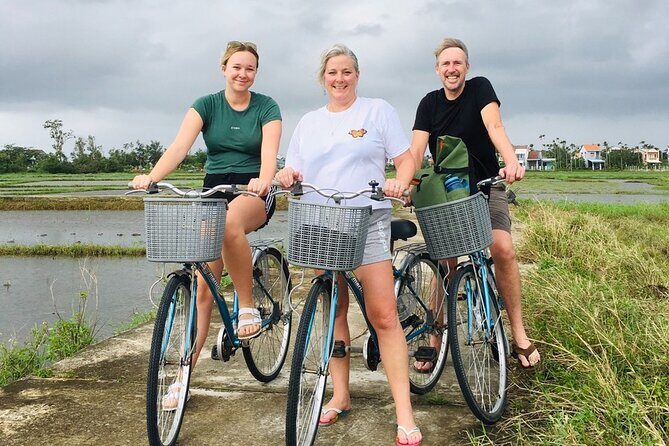 Eco Basket Boat By Bicycle and Vietnamese Set Menu - Stop 3: Bike to Lunch, Then Ride Back to Your Hotel