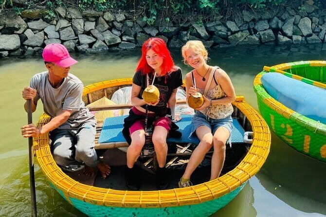 Experience Basket Boat Ride in Water Coconut Forest - Family-friendly design: how the basket boat fits two adults and one child