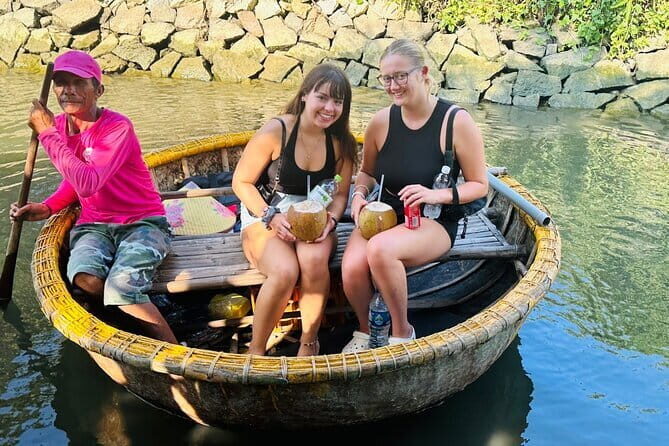 Experience Basket Boat Ride in Water Coconut Forest - Weather, spiders, and small practical tips that make a big difference