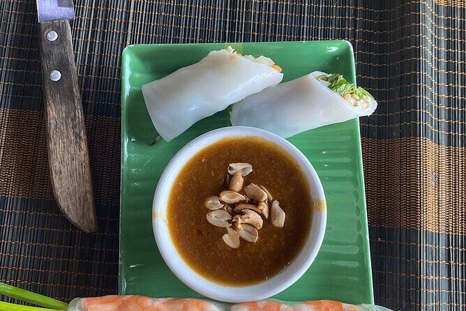Experience Cooking Class for Lunch or Afternoon With Local Chef - Traditional Food-Prep Tools: Pounding, Separating Rice, Grinding