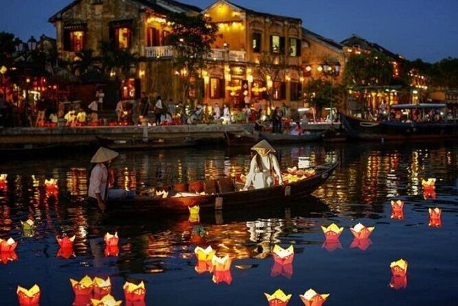 Experience Night Boat Trip and Floating Lantern on Hoai River - Timing in Hoi An: the 19:00–20:00 boarding line