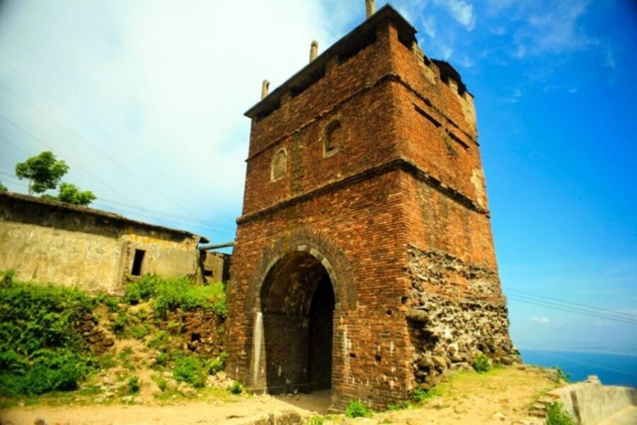 From Hoi An: Explore Hai Van Pass with Motorbike Rider Tour - The Countryside Start: Temple, Rice Fields, and Mushrooms
