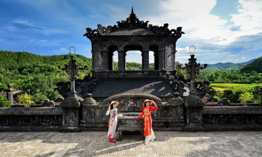 From Hoi An: Hue Imperial City and Hai Van Pass Tour - Hai Van Pass: When the Drive Is the Attraction
