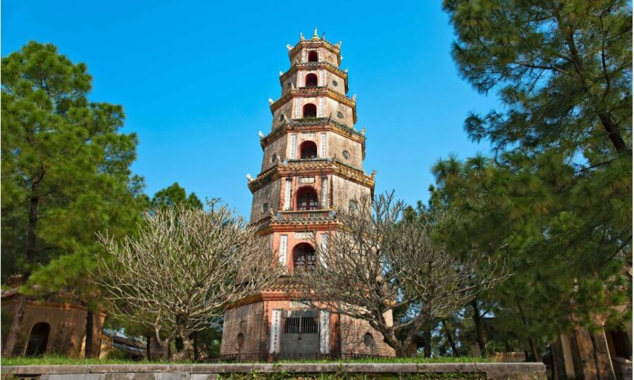 From Hoi An: Hue Imperial City and Hai Van Pass Tour - Khai Dinh Tomb: A Mausoleum That Looks Like a Palace