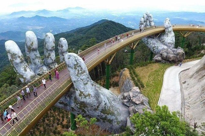 GOLDEN BRIDGE & BA NA HILL via CABLE CAR from DA NANG or HOI AN (Private Tour) - Cable car time: Guinness records, plus a real break from walking