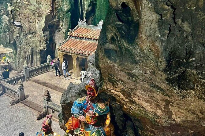 Hai Van Pass Tour by Motorbike from Da Nang-Hoi An-Hue - Stop 2: Marble Mountains for 90 Minutes of Climbing and Caves