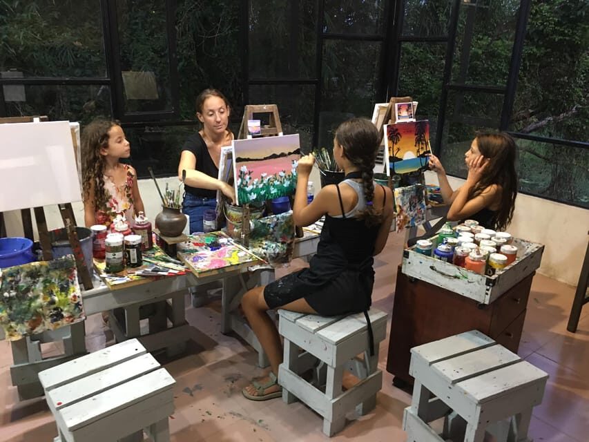 Hoi An: 2 Hours Painting Class with Local Artist in Oldtown - Acrylic-on-canvas in 2 hours: what your time is really like