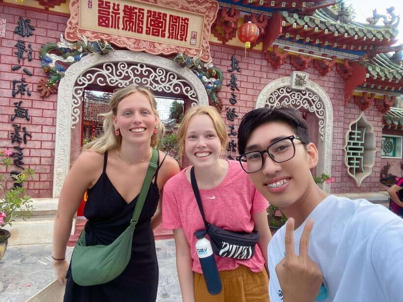 Hoi An Ancient Town - Walking Tour with Local Guide - Setting Off in Hoi An: Start on Phan Chu Trinh Street
