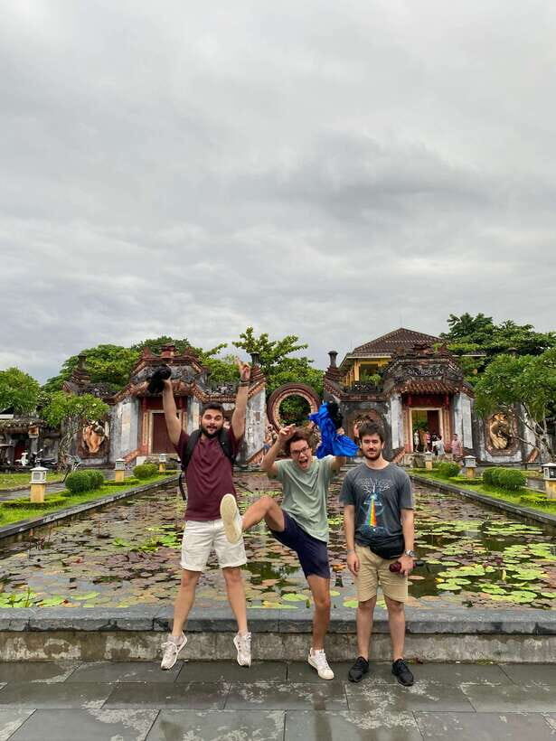 Hoi An Ancient Town - Walking Tour with Local Guide - Walking Route Through Hoi An’s Signature Spots