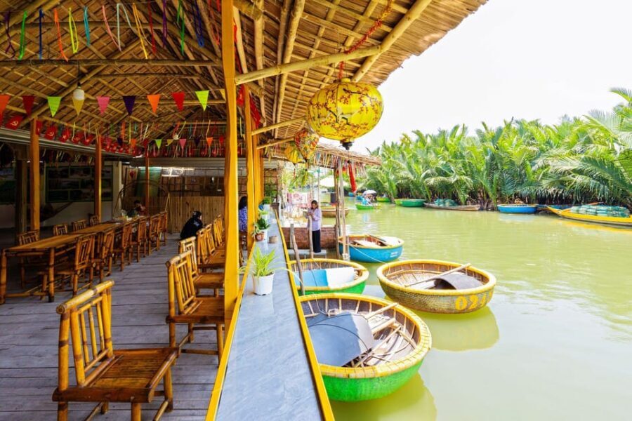 Hoi An: Basket boat tour at the coconut village - Fishing Nets and Crabs: The Hands-On Moments Worth Paying Attention To