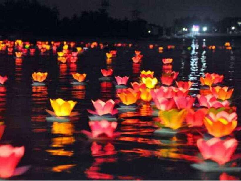 Hoi An: Basket Boat Tour by River Boat and Lantern Release - The forest stop: photos, sightseeing, and a traditional dance show