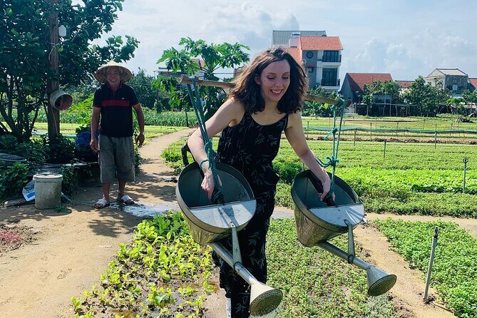 Hoi An bicycle tour to beautiful countryside - Getting to Tra Que with an easy countryside pace