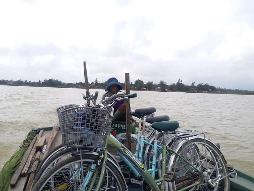 HOI AN Biking River Islands, Village Crafts PRIVATE TOUR - Tra Nhieu Straw Mats and the Whale Worship Temple: Two Ways of Seeing Village Life