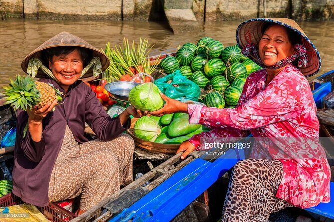 Hoi An Charming: Bamboo Basket, Local Viallage & Cooking Class - Cooking at a local fisherman home: what you’ll eat and how it feels