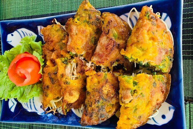 Hoi An Cheap Walking Food Tour - What to eat before 4:00 pm (so you don’t regret it)