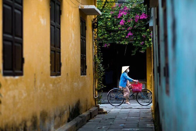 Hoi An city and Food tour - First-timer friendly: food, photos, and city context in one loop