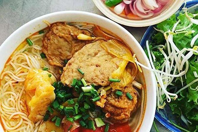 Hoi An city and Food tour - Handicrafts and silk making, plus cultural dancers