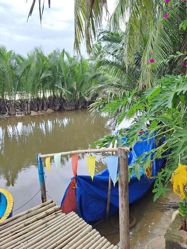 Hoi An City tour -Basket boat ride in the Coconut forest - Rowers, singing, and performance moments on the water