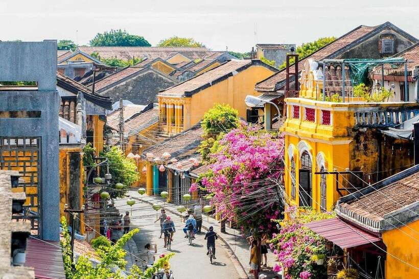 Hoi An: Coconut Jungle, Basket Boat, City and Lantern Tour - Ancient Houses and the Folk Culture Museum: Merchants to Everyday Life