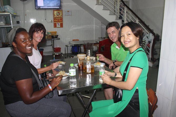 Hoi An Coffee Making Workshop - Learning Hoi An culture while you brew