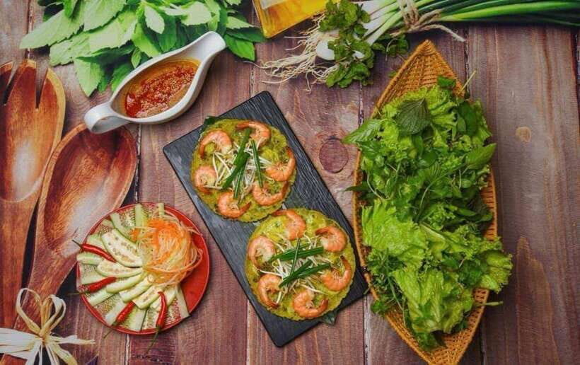 Hoi An: Cooking Class + basket boat (free transfer in Hoian) - Lunch and meals: eating on the same schedule you learn