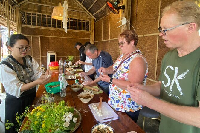 Hoi An Cooking Class - Traditional Chinese Dumpling - The meal you helped make: farm salad and real satisfaction