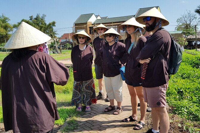 Hoi An Cooking Class With Market Tour and Bamboo Basket Boat Ride - Market tour: where the flavors start