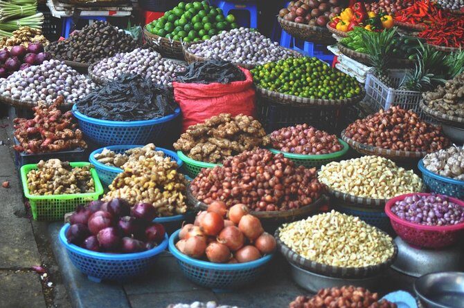 Hoi An Countryside bike tour, Basket boat and Cooking class - A 5-hour plan that links countryside work to what ends up on your plate