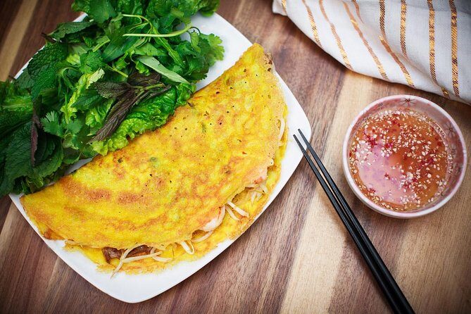 Hoi An Countryside bike tour, Basket boat and Cooking class - The market stop that teaches flavors, not just shopping